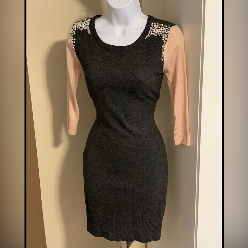 BCX Dress Gray Charcoal Sweater With  Pearls Addition Stretch Sz Small S